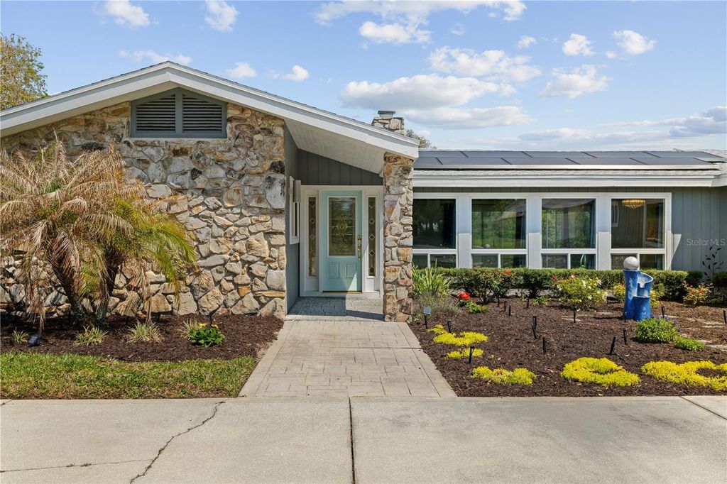 Photo of 121 Arrowhead Lane, Haines City, FL 33844 (MLS # L4960606)