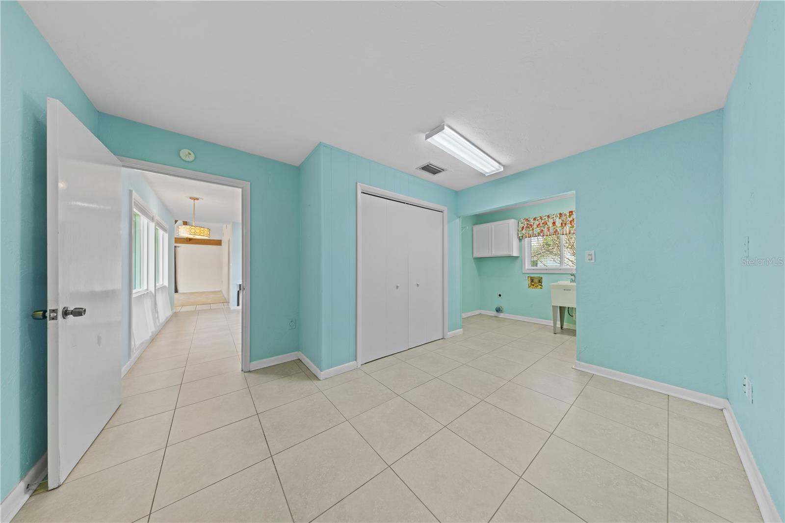 ARROWHEAD LAKE - Residential