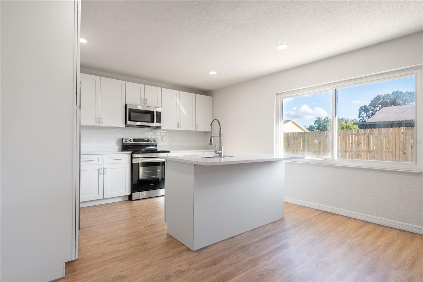 EMERALD LAKE COLONY UNIT 1 - Residential