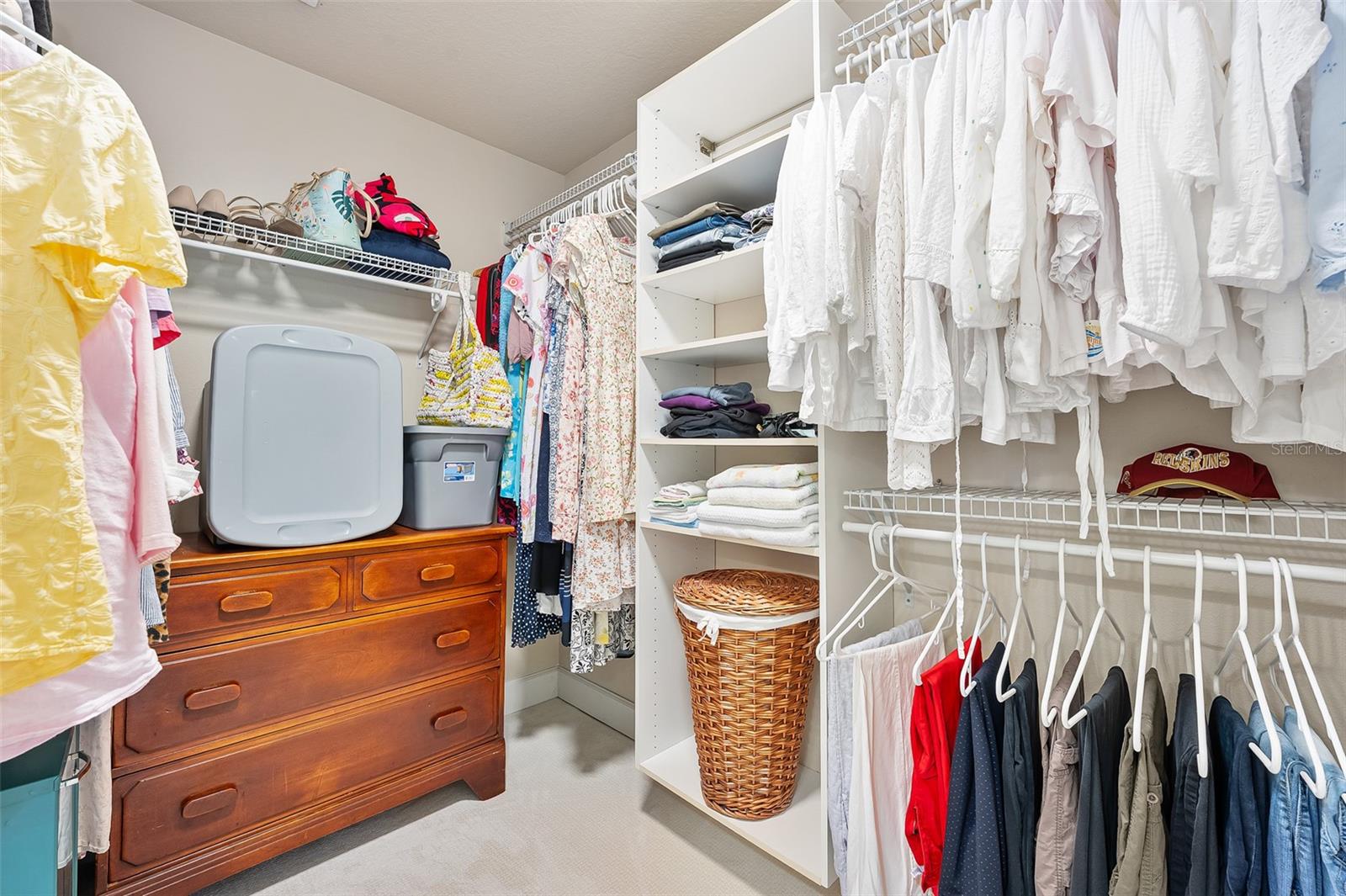 BREAKAWAY TR PH 03 UNIT 2B - Residential