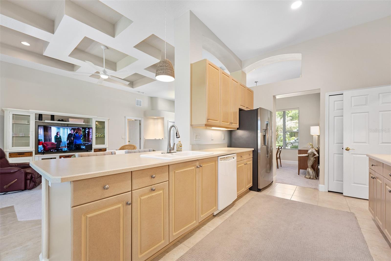 BREAKAWAY TR PH 03 UNIT 2B - Residential