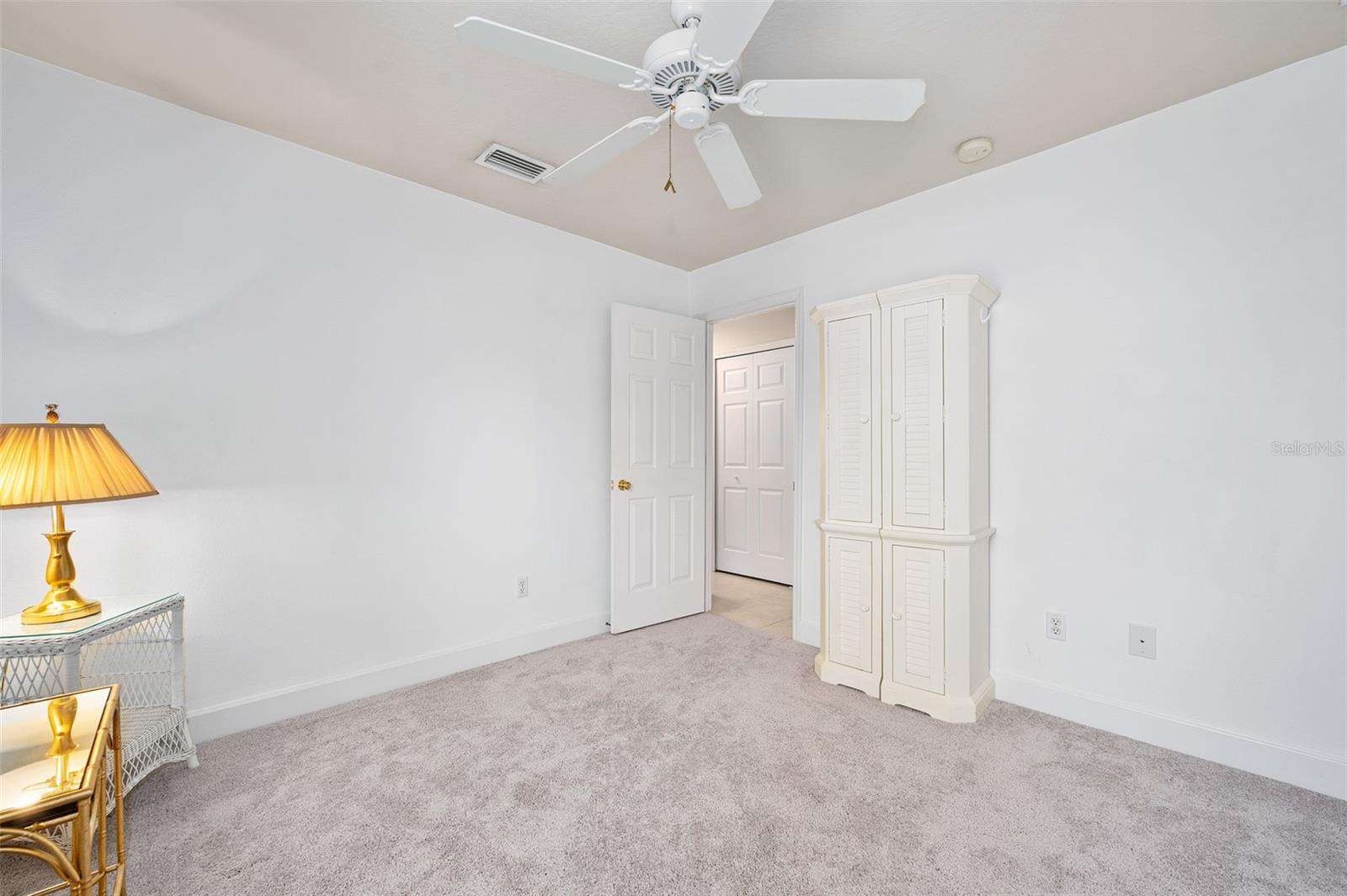 BREAKAWAY TR PH 03 UNIT 2B - Residential