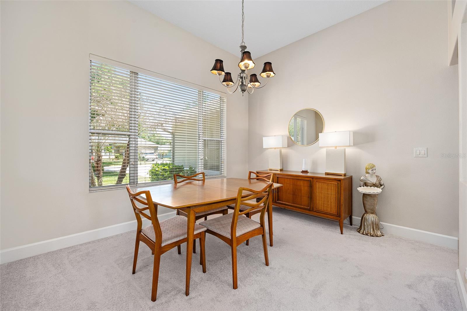 BREAKAWAY TR PH 03 UNIT 2B - Residential