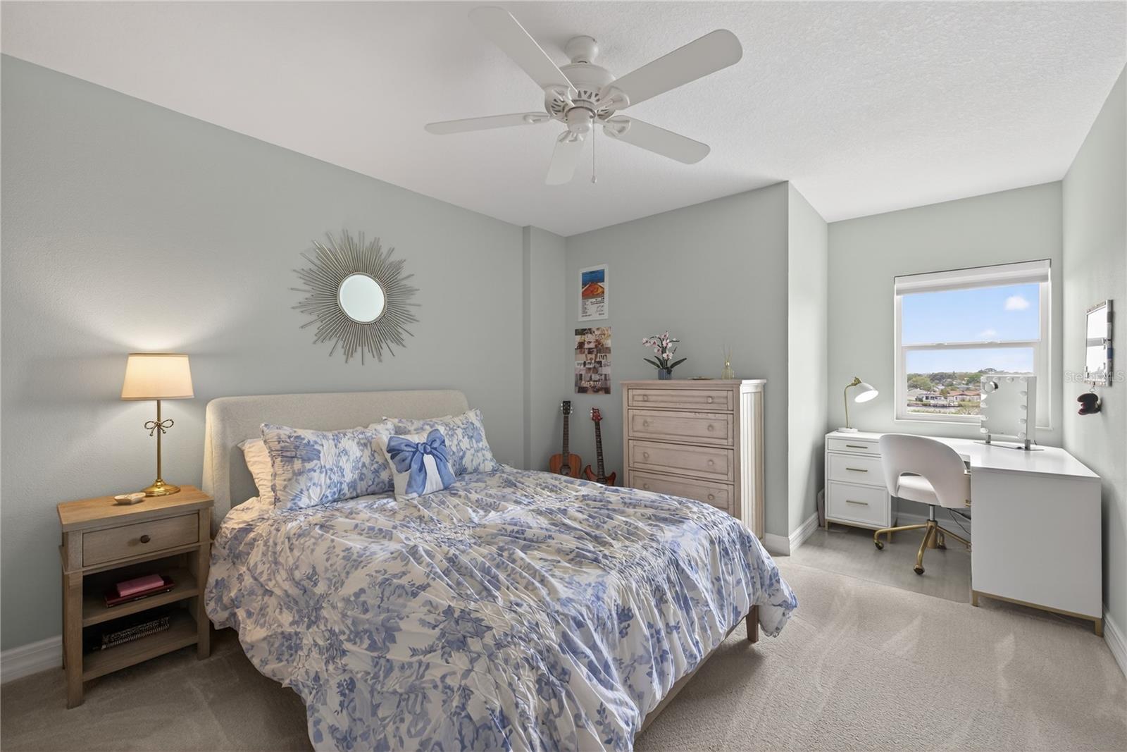 SEAVIEW PLACE - Residential