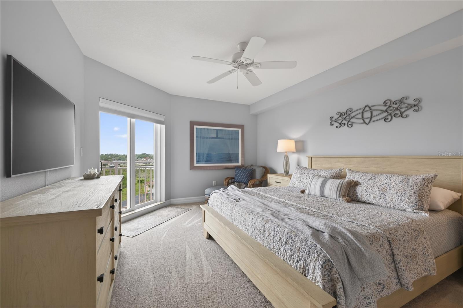 SEAVIEW PLACE - Residential