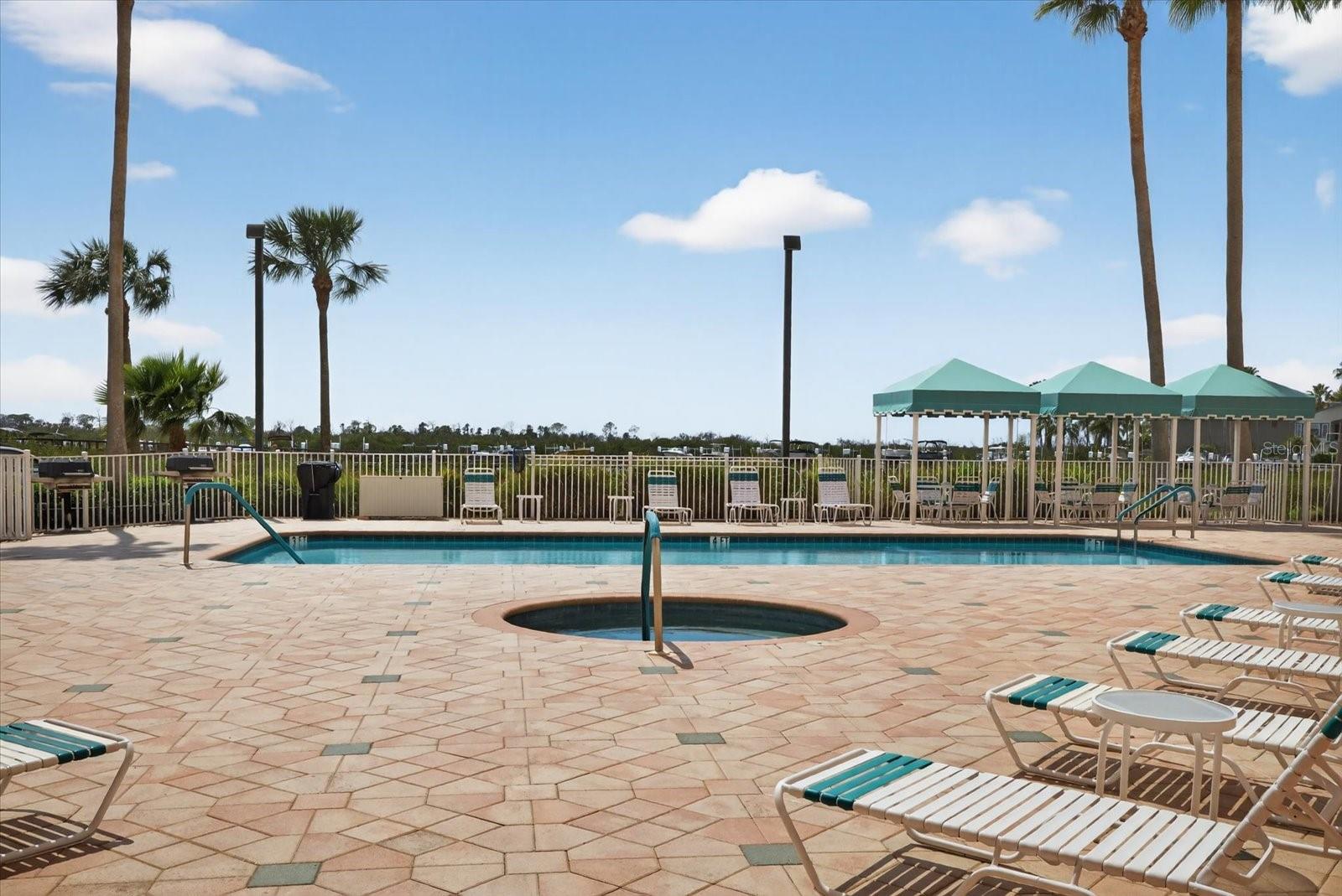 SEAVIEW PLACE - Residential