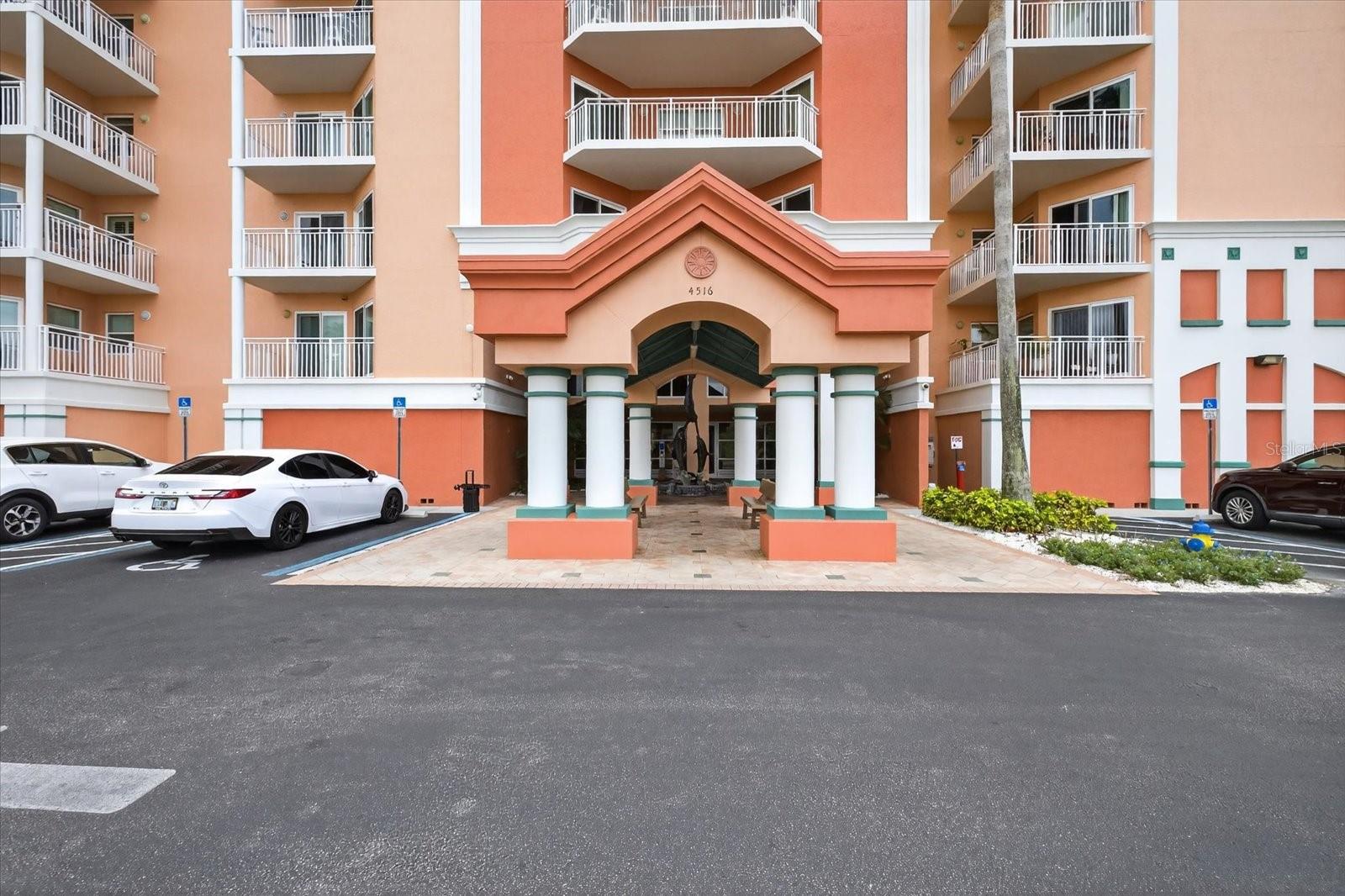 SEAVIEW PLACE - Residential