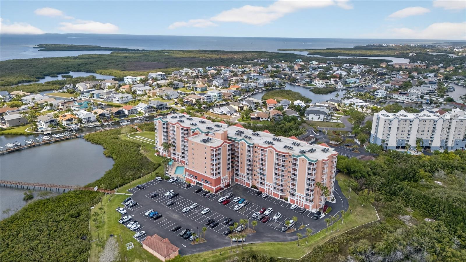 SEAVIEW PLACE - Residential