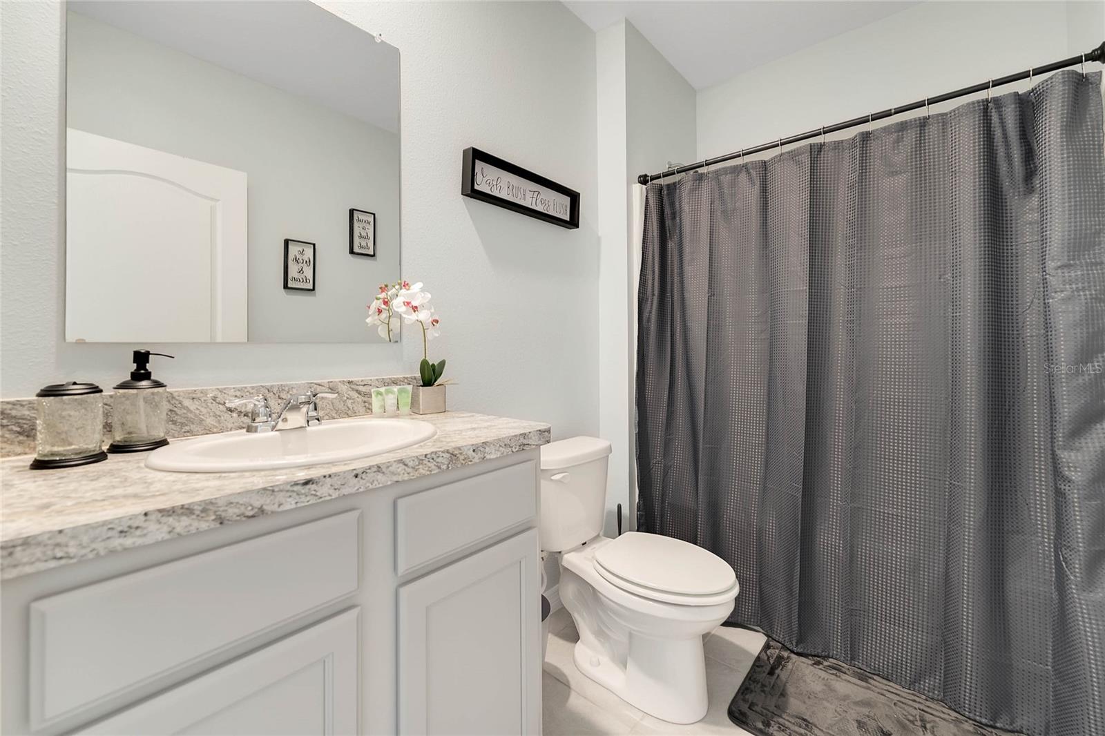 AUBURN GROVE PH I - Residential Lease