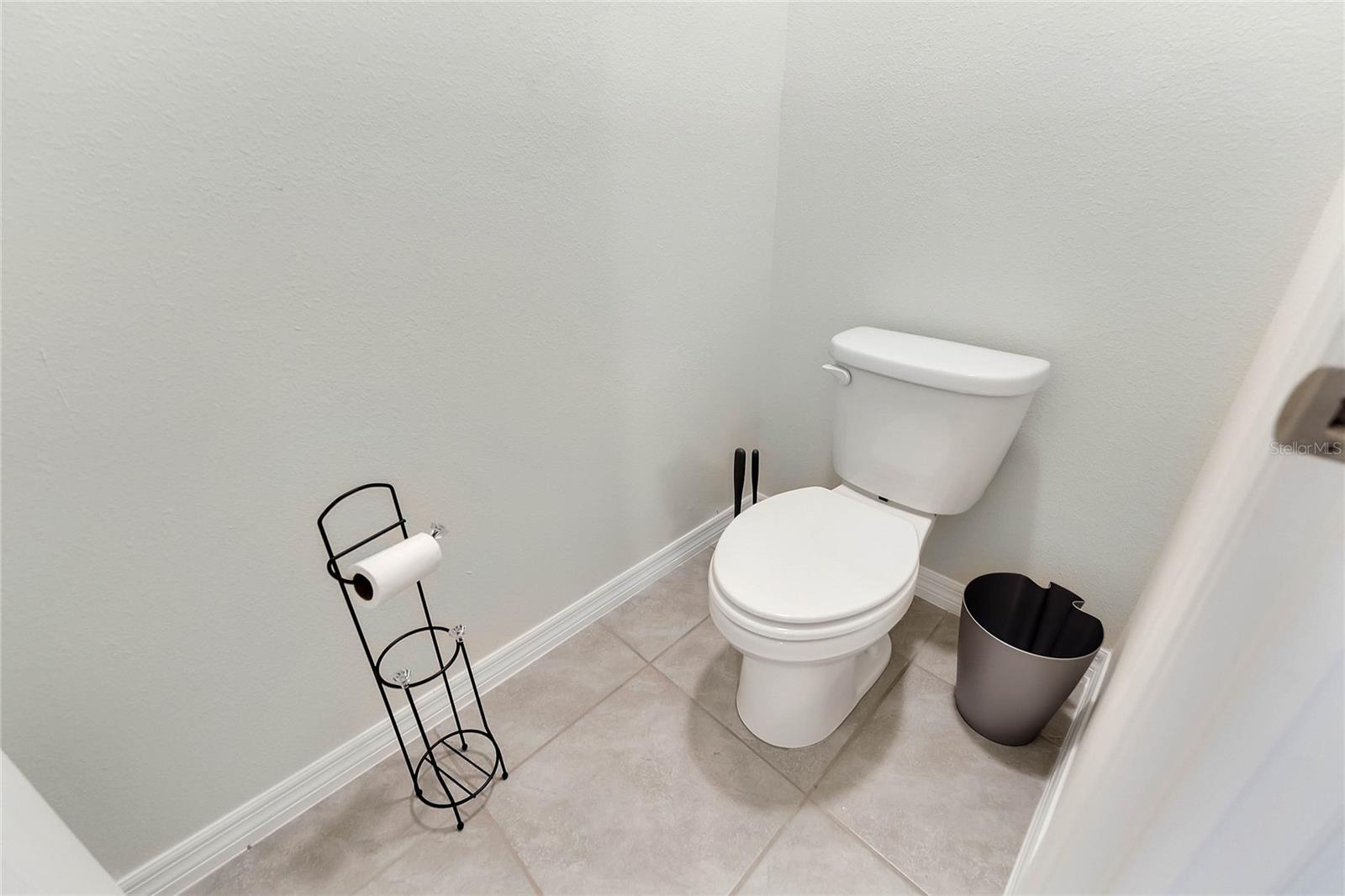 AUBURN GROVE PH I - Residential Lease