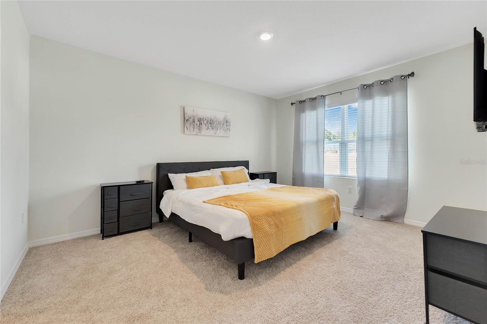 AUBURN GROVE PH I - Residential Lease