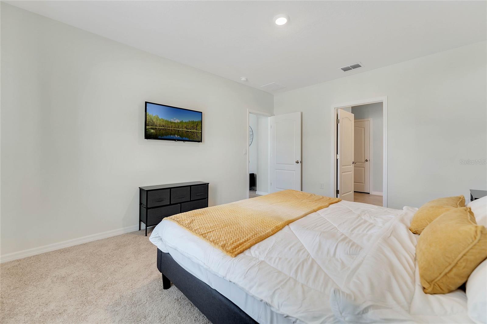 AUBURN GROVE PH I - Residential Lease