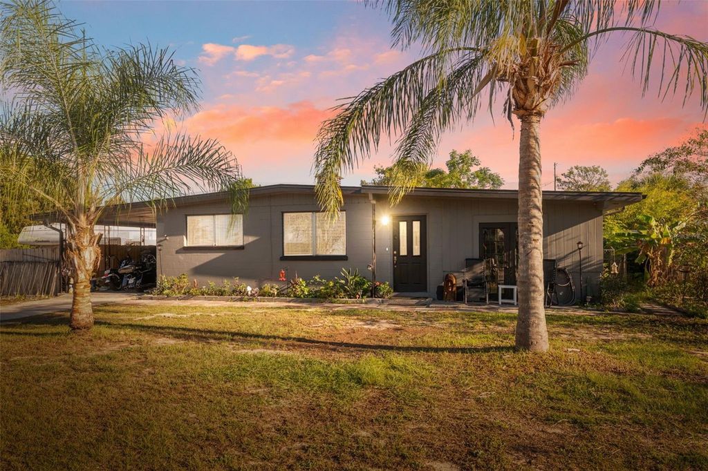 Photo of 7002 Eisenhower Street, Weeki Wachee, FL 34613 (MLS # W7880347)