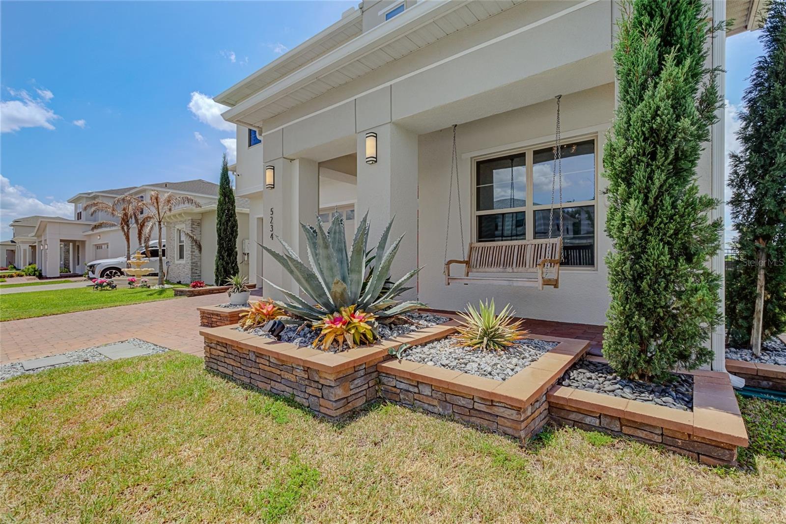TWIN LAKES PH 8 - Residential