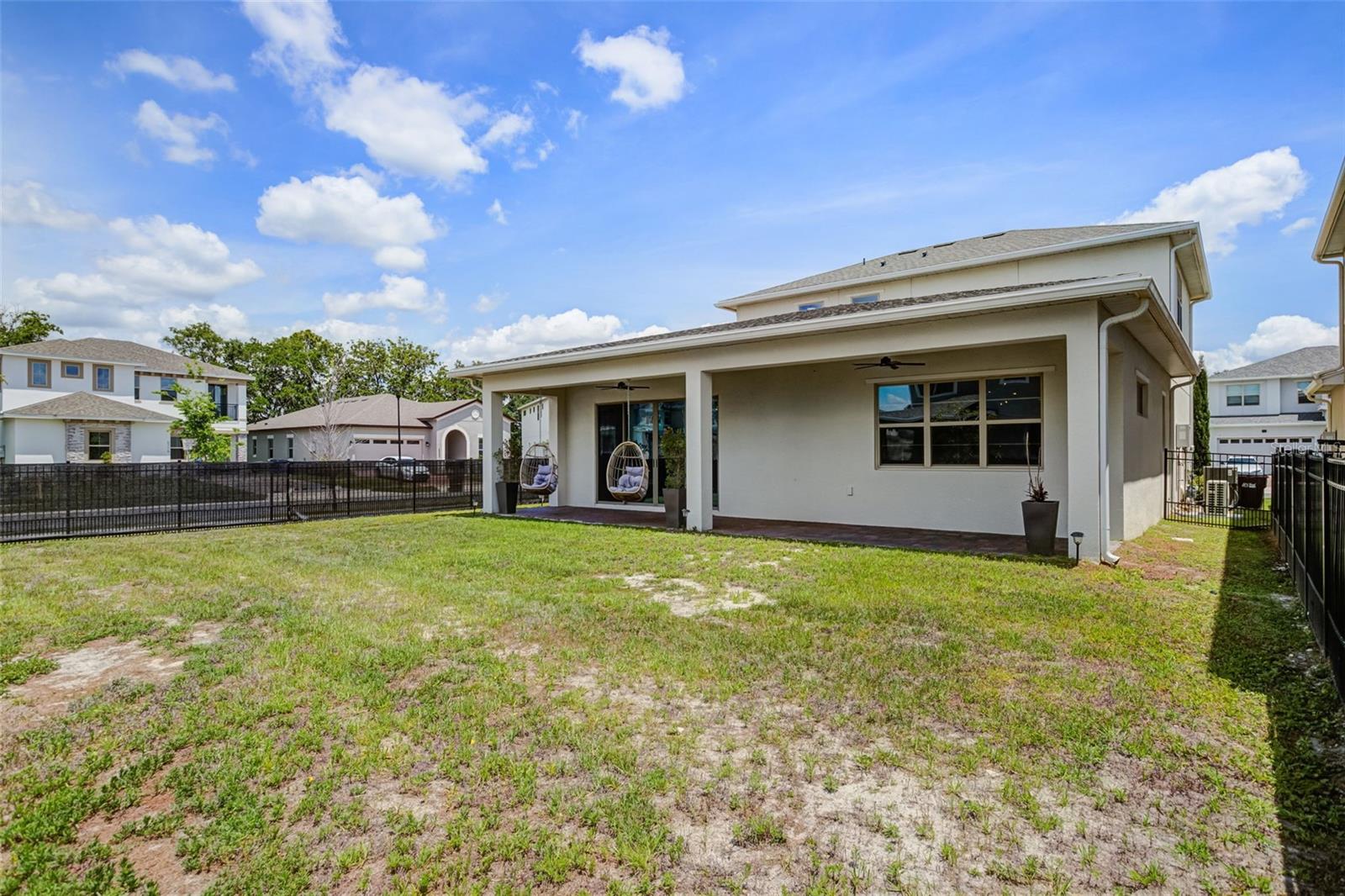 TWIN LAKES PH 8 - Residential