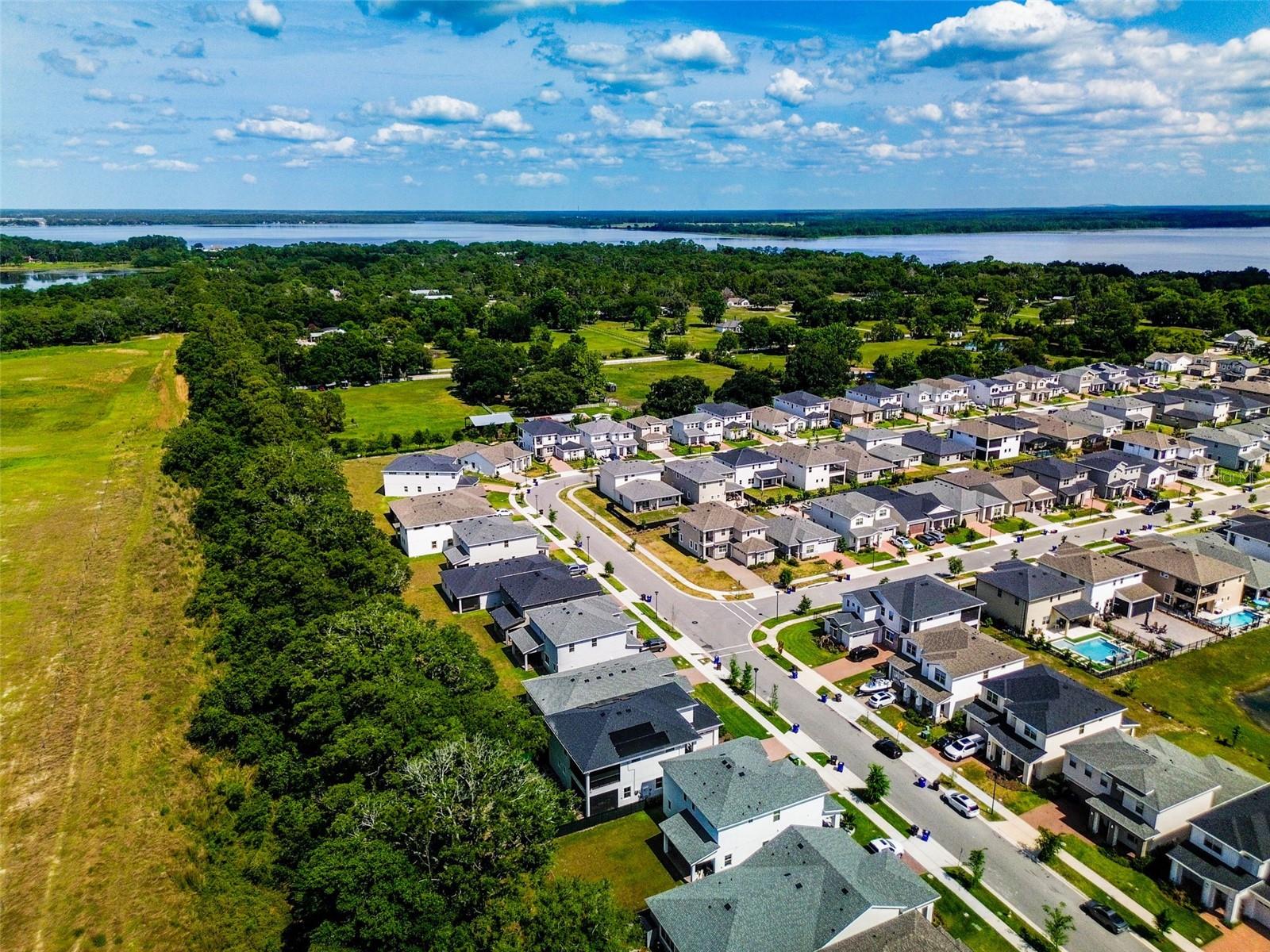 TWIN LAKES PH 8 - Residential
