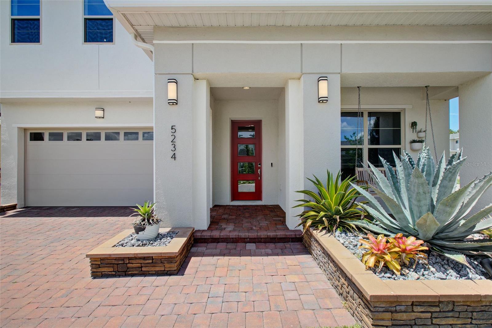 TWIN LAKES PH 8 - Residential
