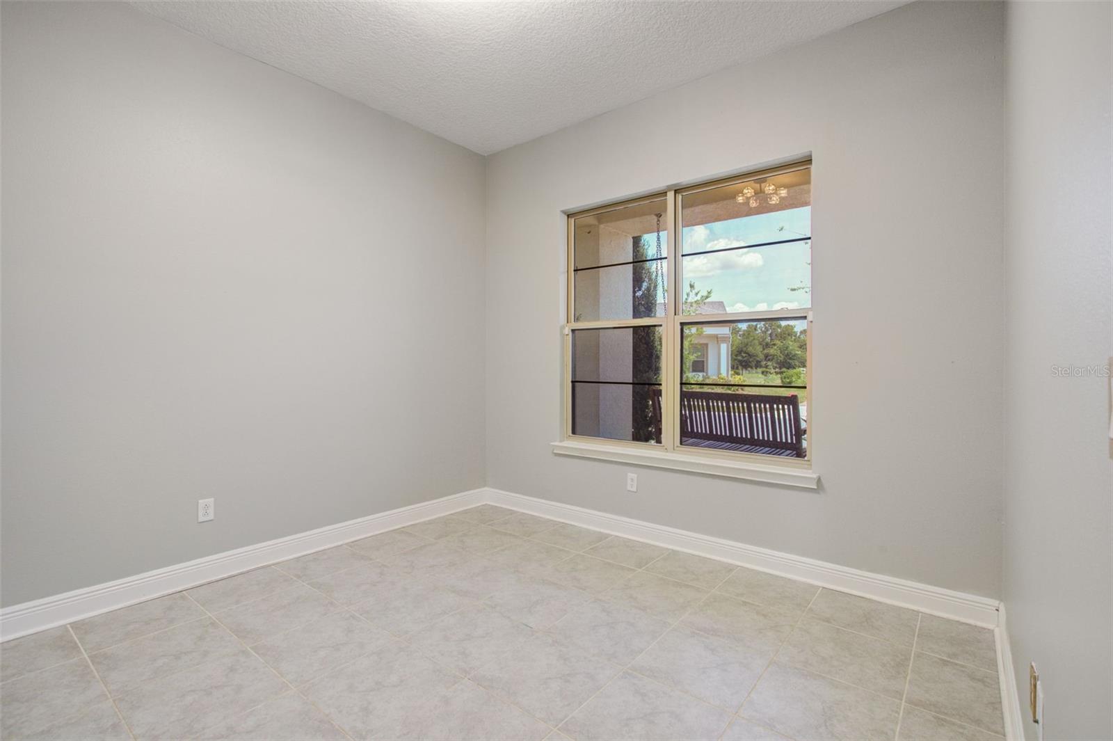 TWIN LAKES PH 8 - Residential