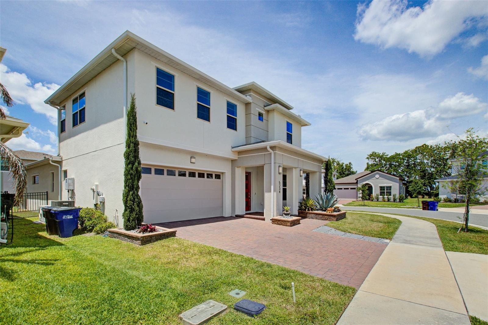 TWIN LAKES PH 8 - Residential