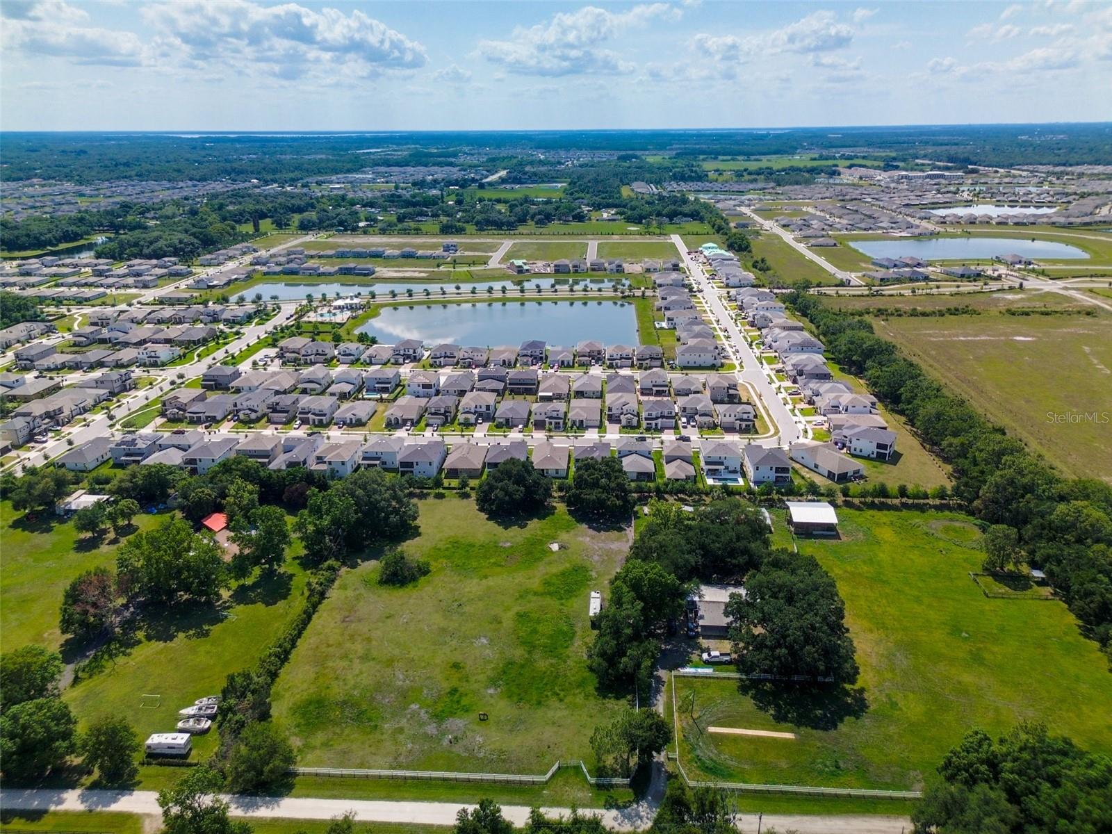 TWIN LAKES PH 8 - Residential