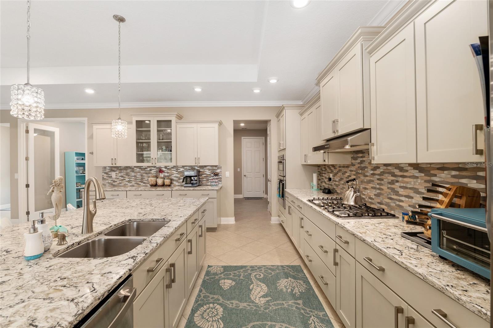 CANDLER HILLS - Residential