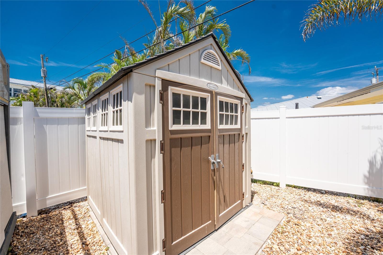 ENGLEWOOD SHORES - Residential