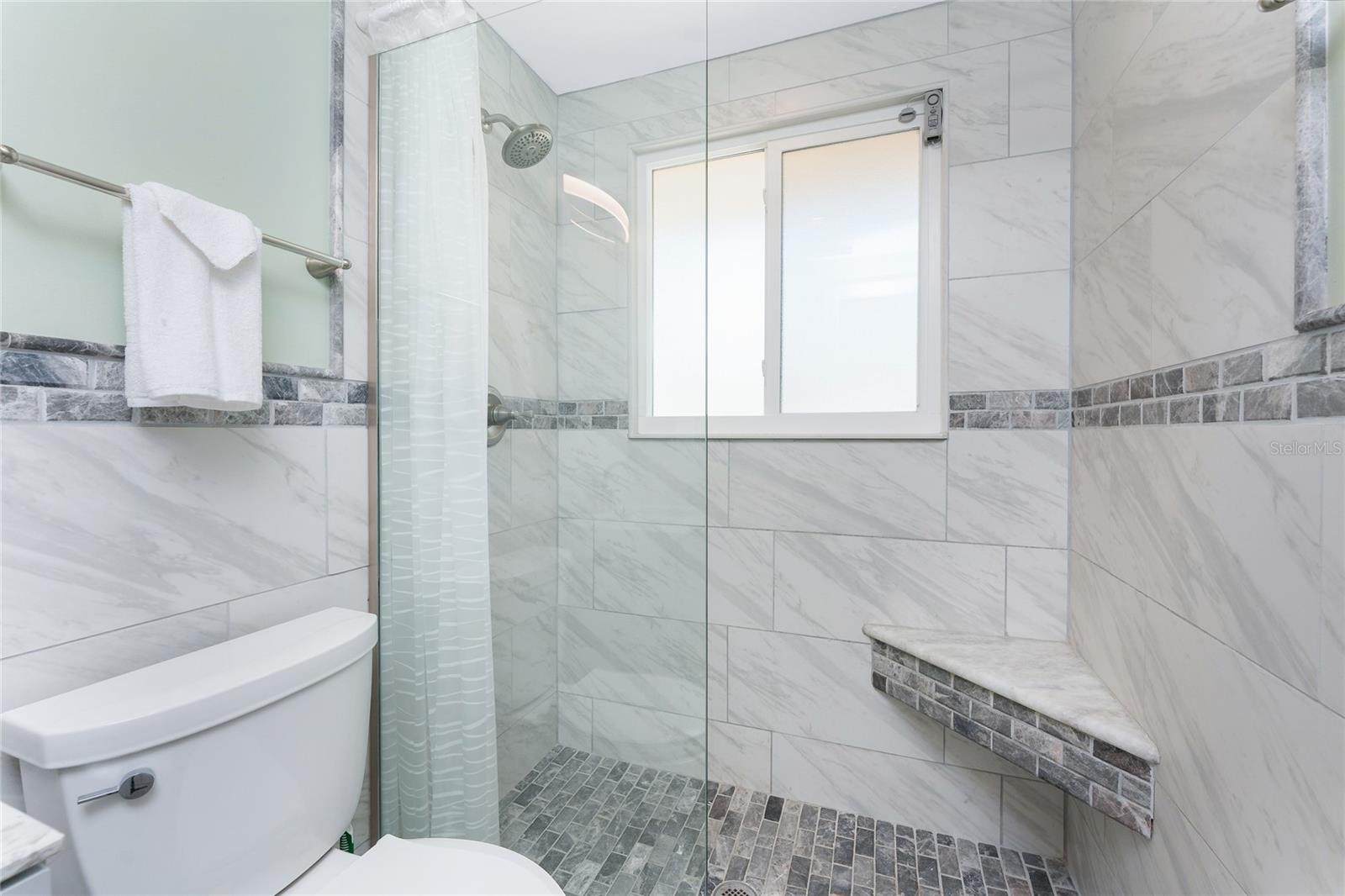 ENGLEWOOD SHORES - Residential