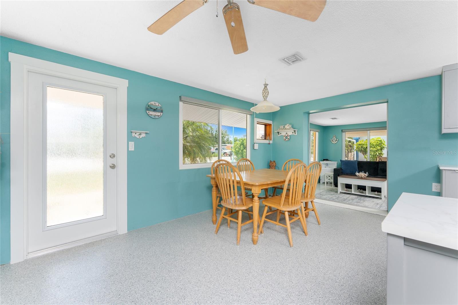 ENGLEWOOD SHORES - Residential