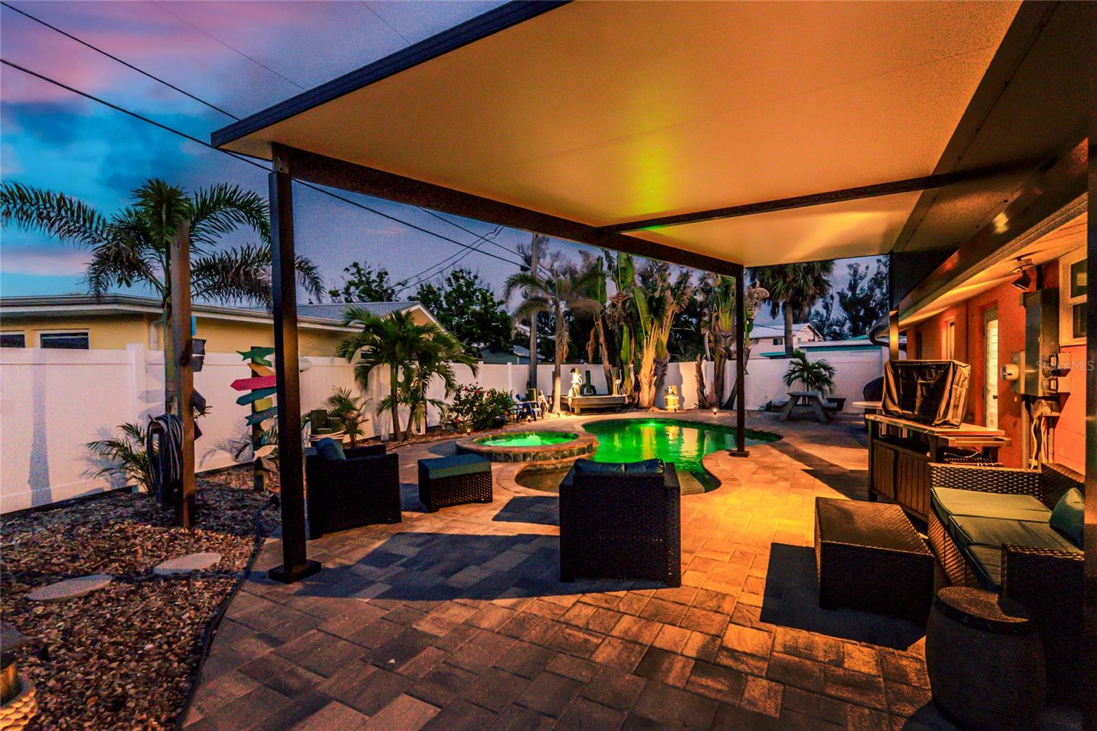 ENGLEWOOD SHORES - Residential