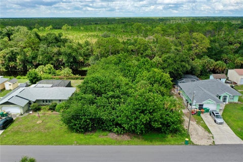 Photo of 10118 Charlemont Avenue, Englewood, FL 34224 (MLS # C7530327)