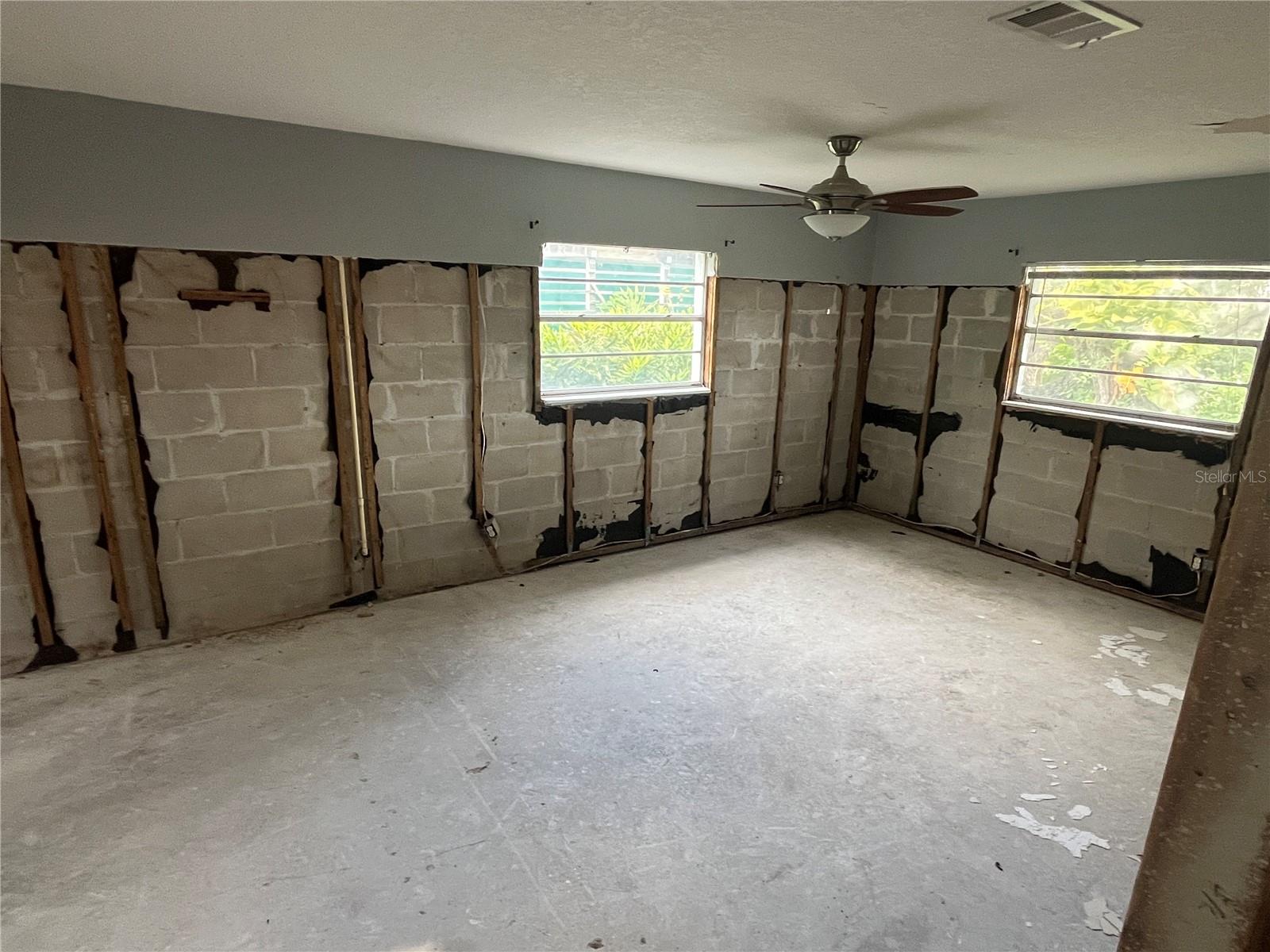 SUBDIVISION OF THE E 2804 FT O - Residential