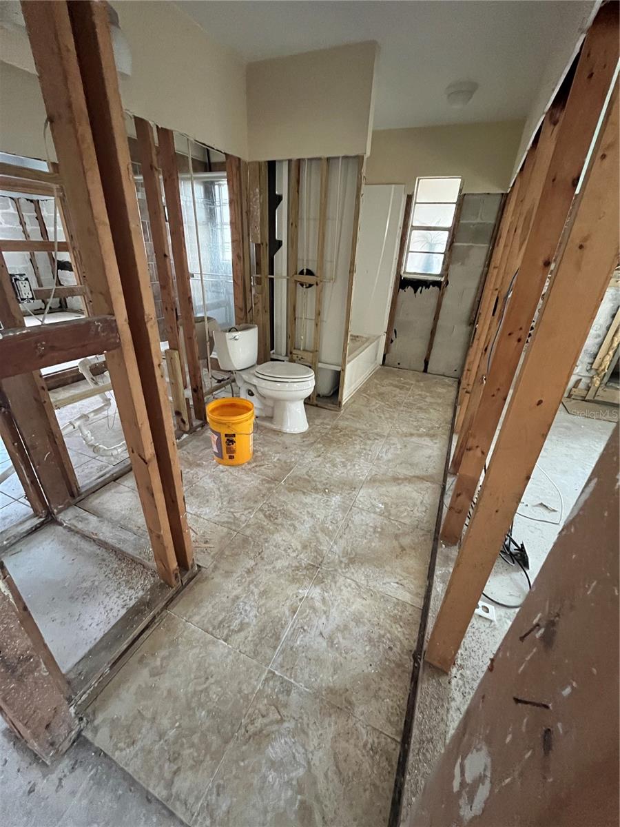 SUBDIVISION OF THE E 2804 FT O - Residential