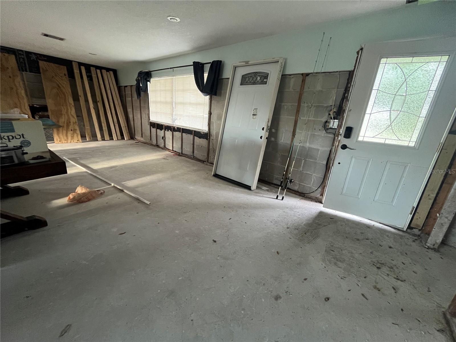 SUBDIVISION OF THE E 2804 FT O - Residential