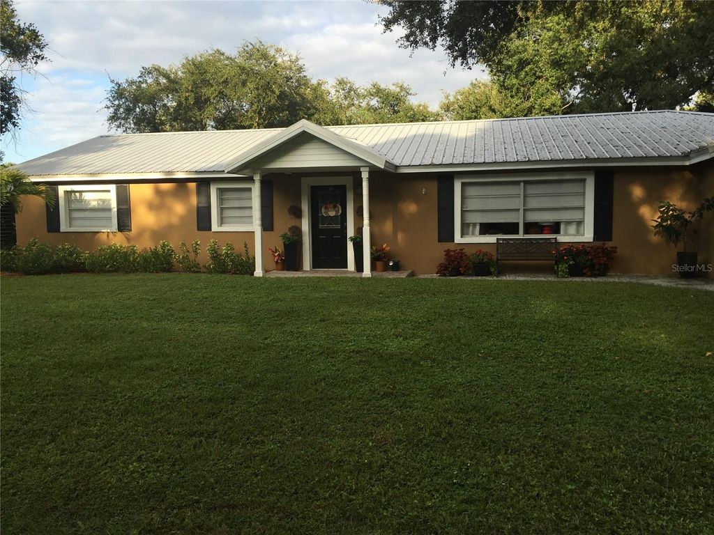 Photo of 8823 Oak Street, Riverview, FL 33578 (MLS # A4669450)