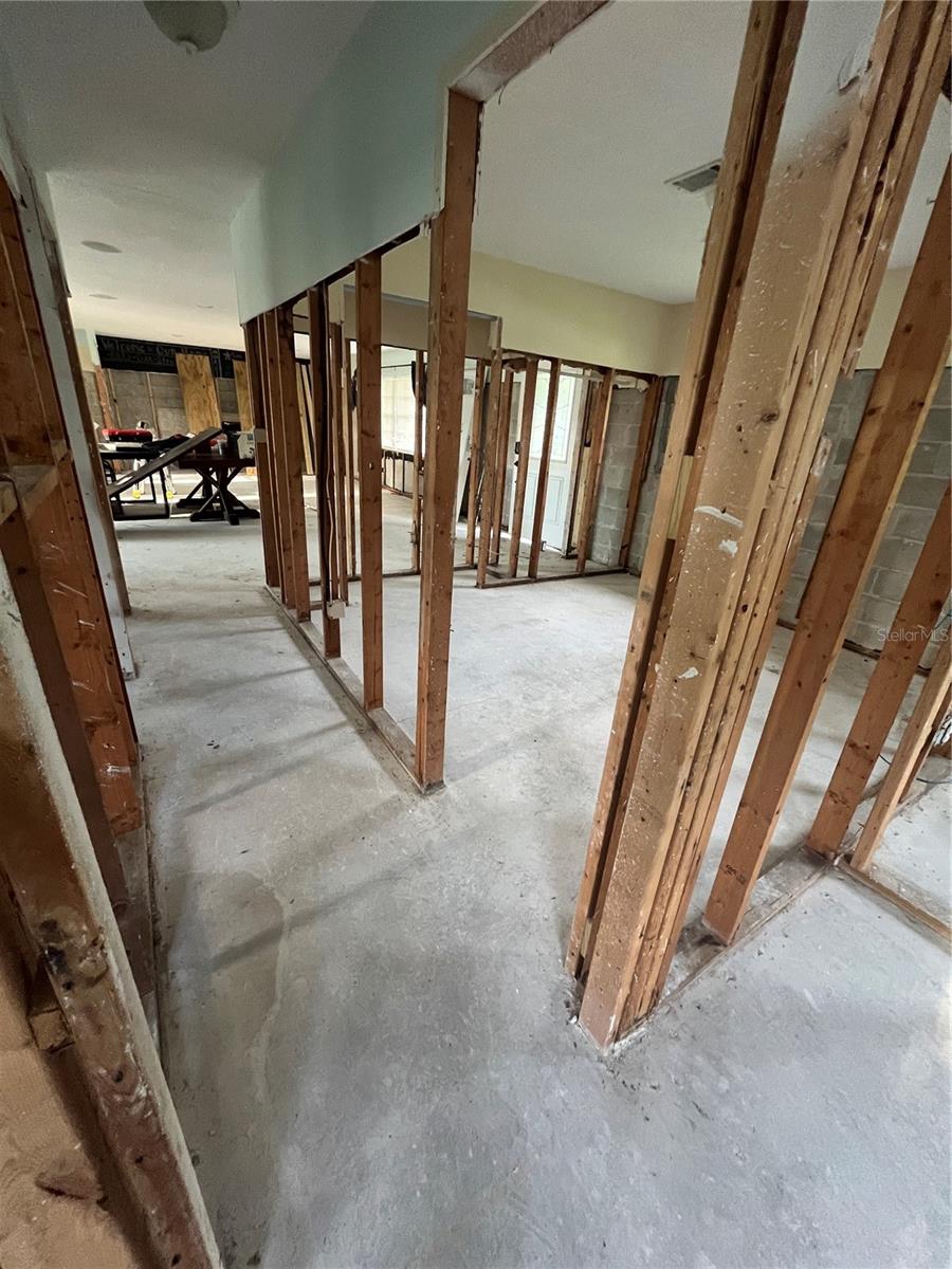 SUBDIVISION OF THE E 2804 FT O - Residential