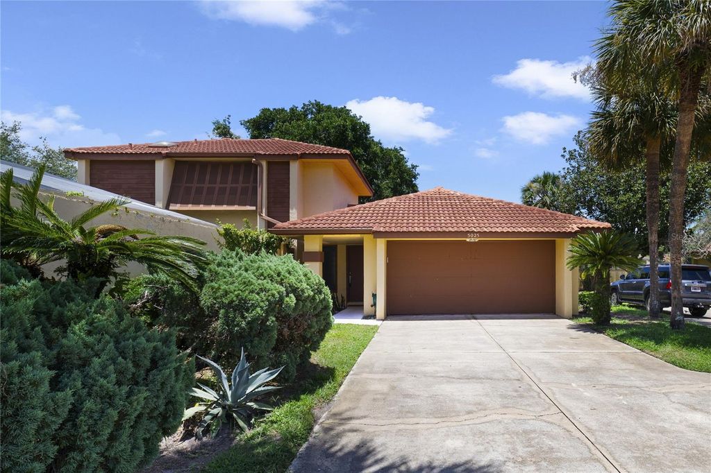 Photo of 5025 Bermuda Circle #5025, Orlando, FL 32808 (MLS # S5152997)