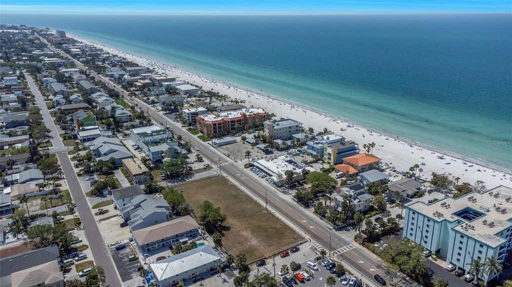 Photo of 2300 Gulf Boulevard, Indian Rocks Beach, FL 33785 (MLS # TB8515235)