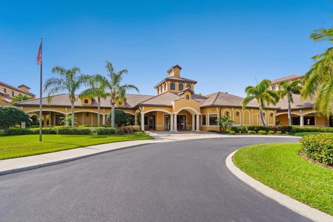 A home in VENICE