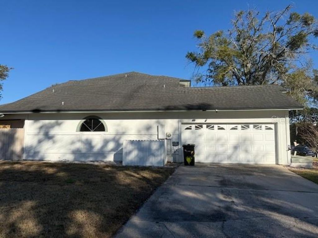 Photo of 450 Longmeadow Lane, Longwood, FL 32779 (MLS # O6390534)
