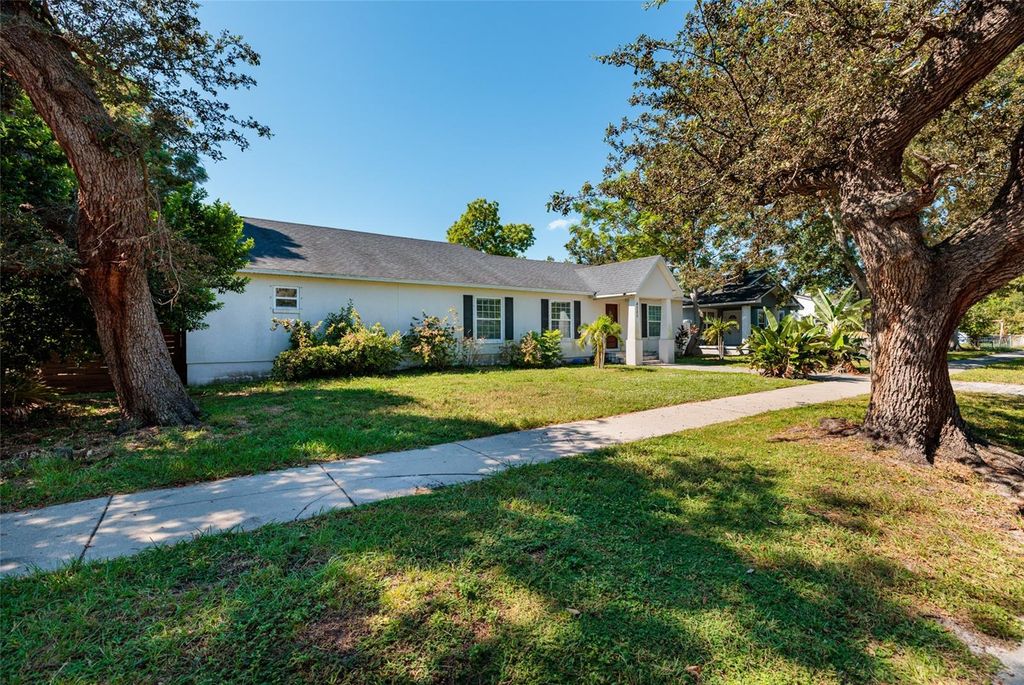 Photo of 4320 8th Avenue N, St Petersburg, FL 33713 (MLS # TB8430747)
