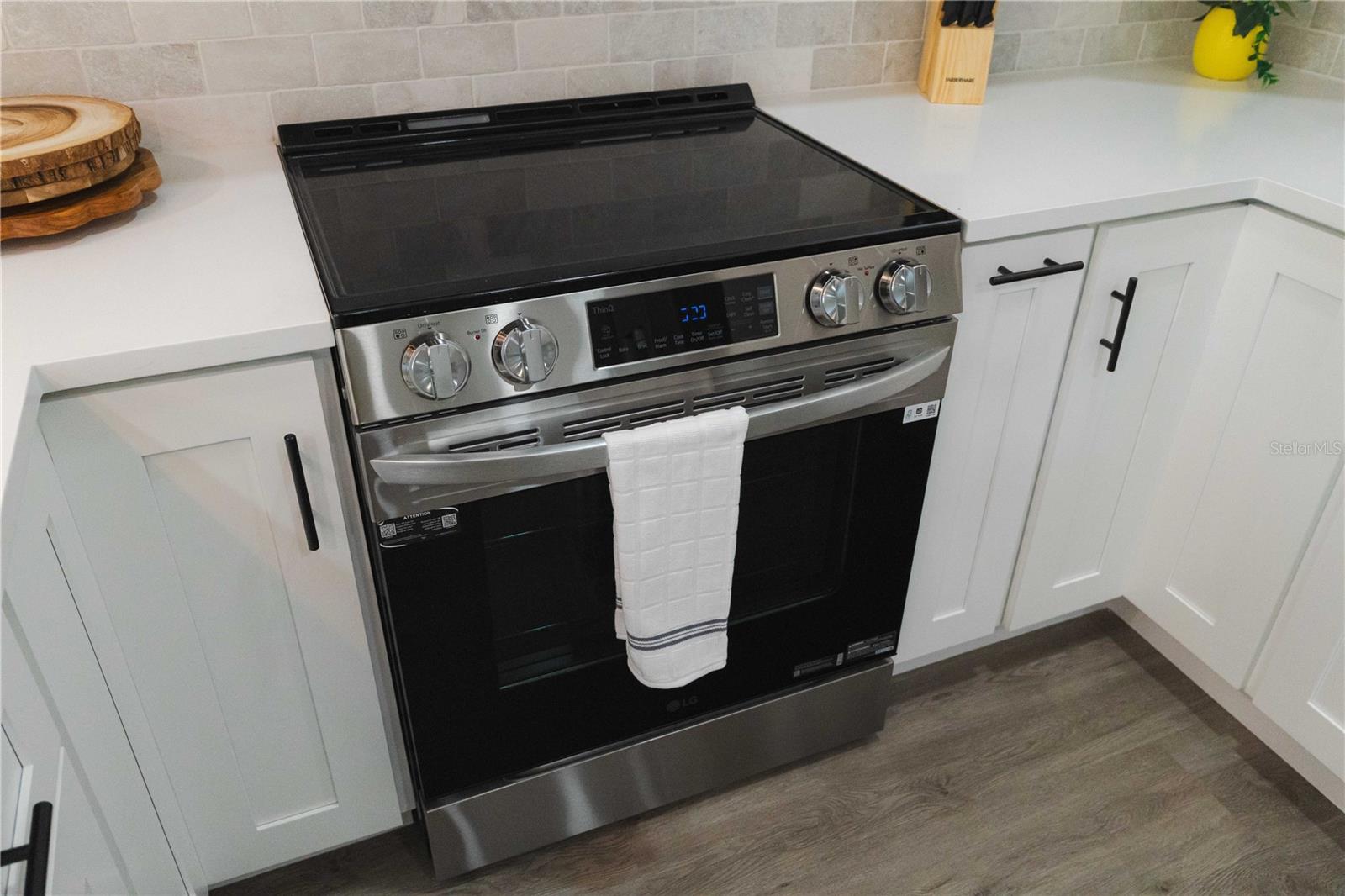 HALES ADD TO BROOKSVL - Residential Income