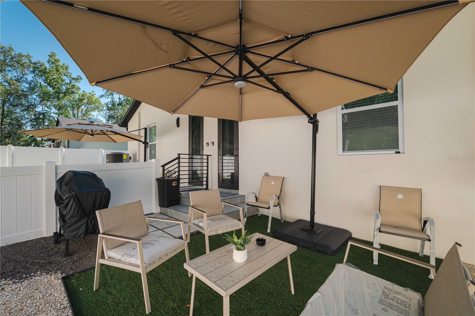 HALES ADD TO BROOKSVL - Residential Income