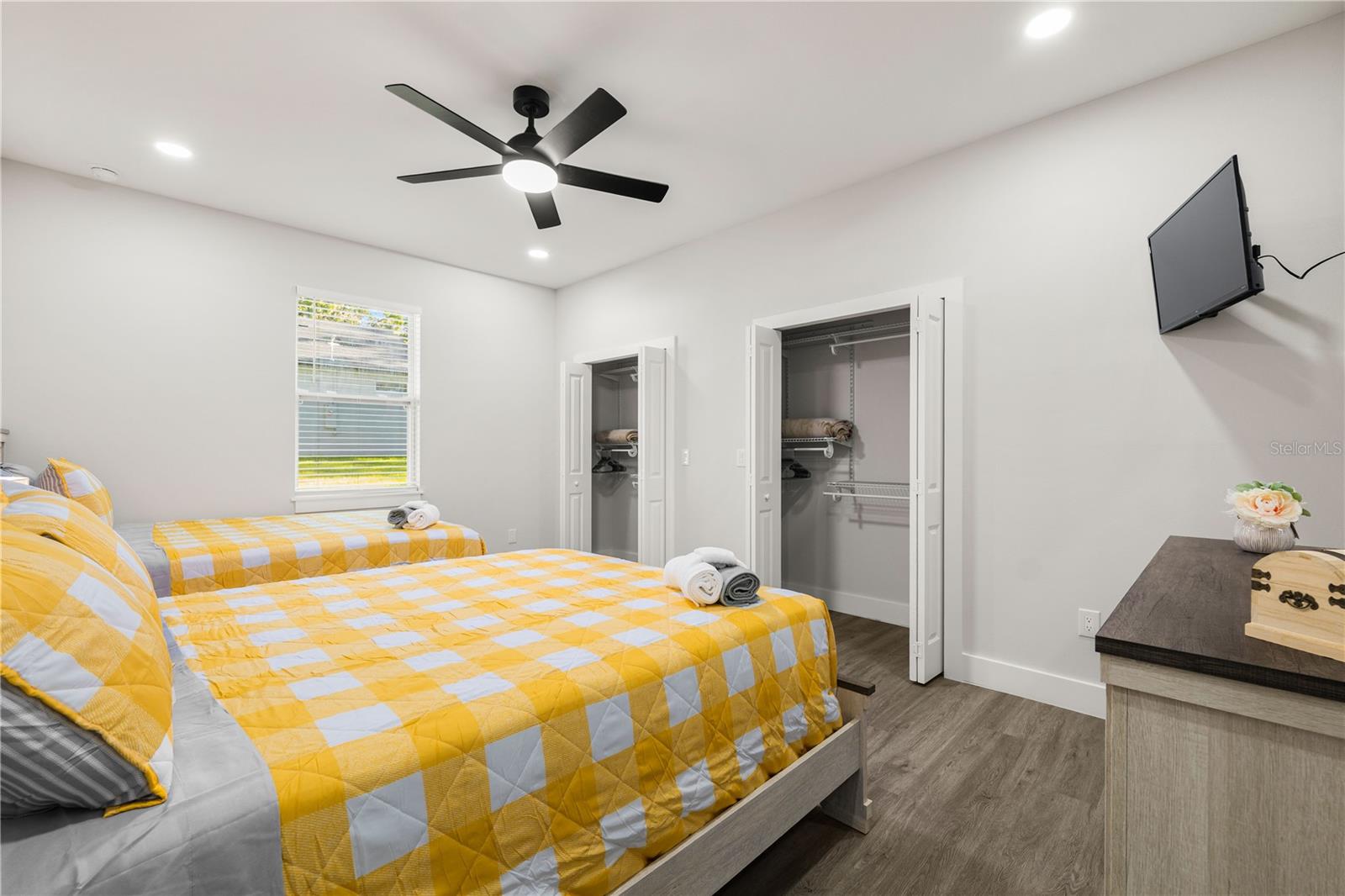 HALES ADD TO BROOKSVL - Residential Income