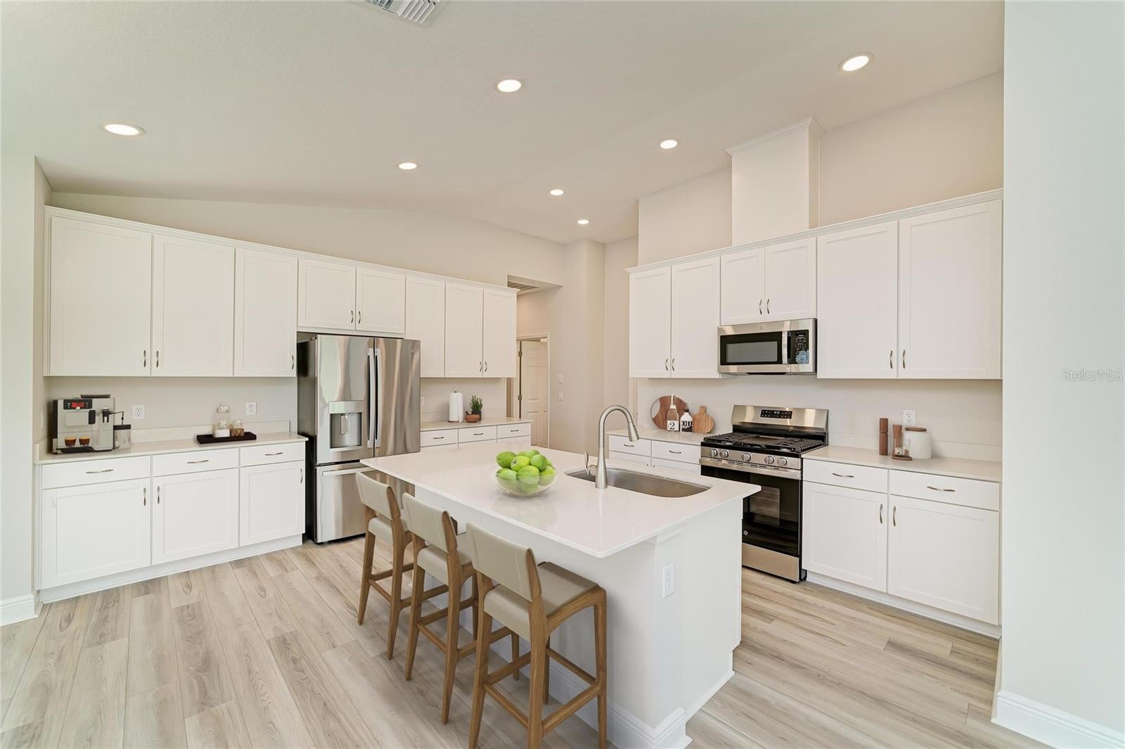 12361 OAK HILL WAY, PARRISH, FL, 34219 1 12361 OAK HILL WAY