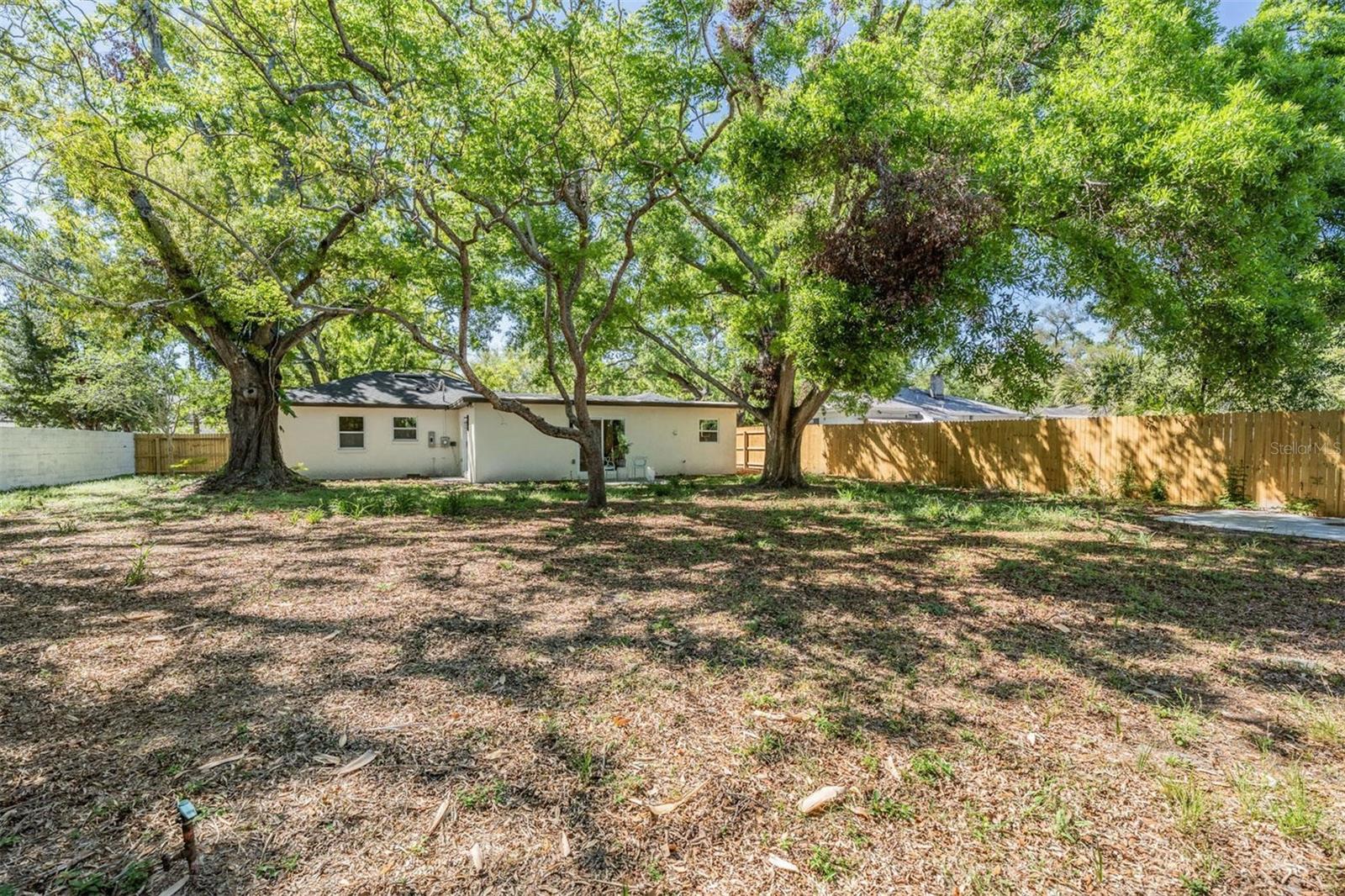 MORRISON COURT - Residential