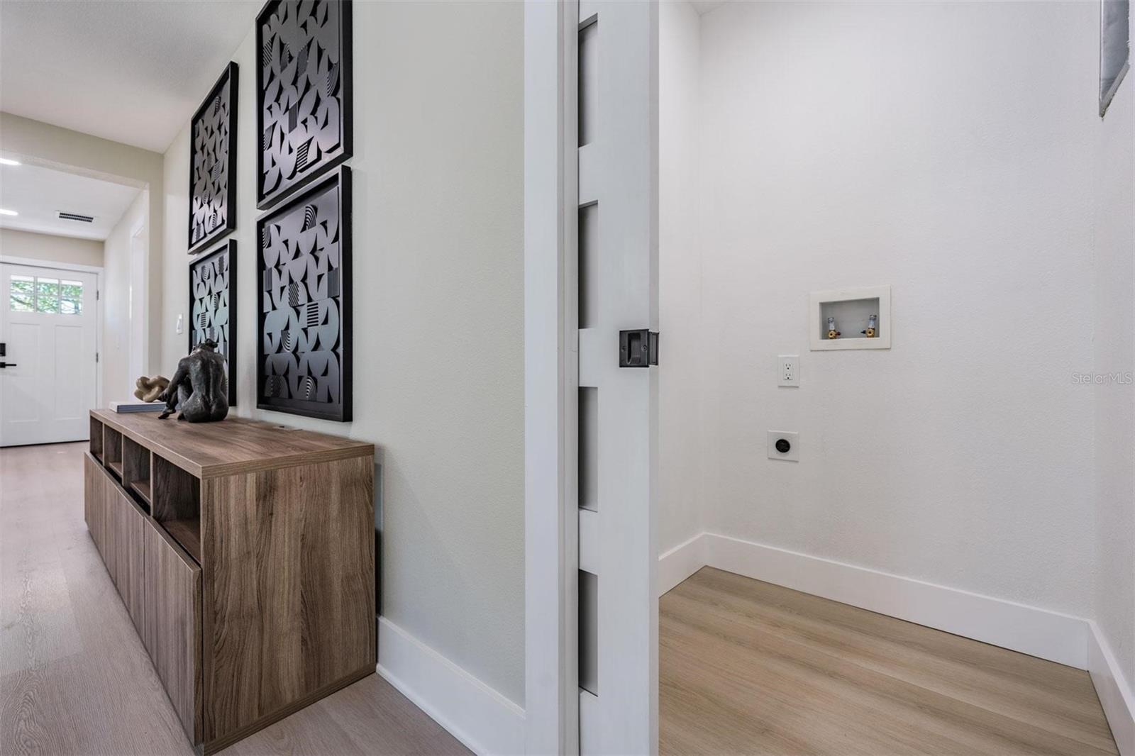 MORRISON COURT - Residential