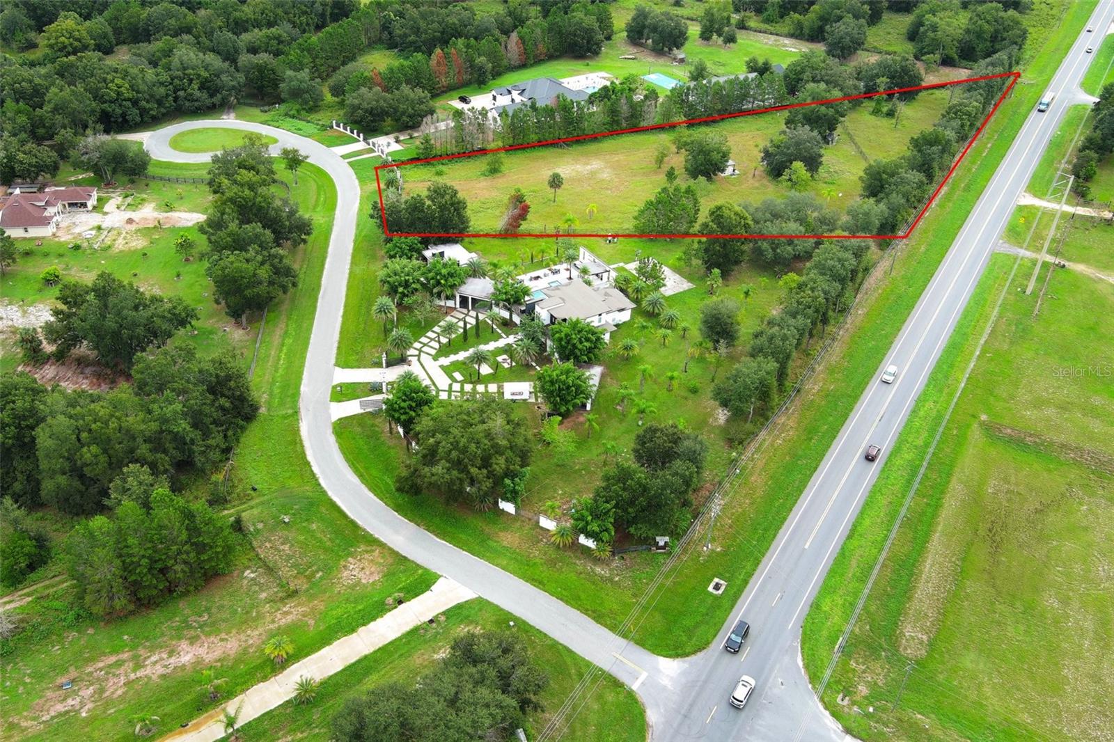 WANDERING PONDS SUB - Land