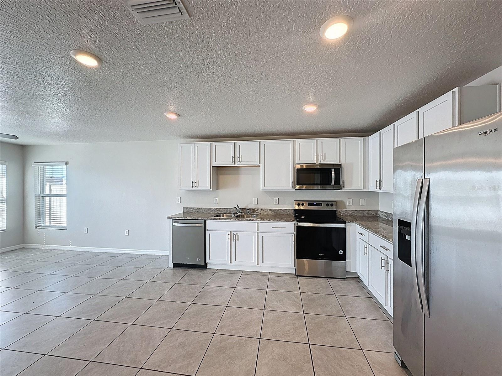 BELLA LAGO PH I - Residential