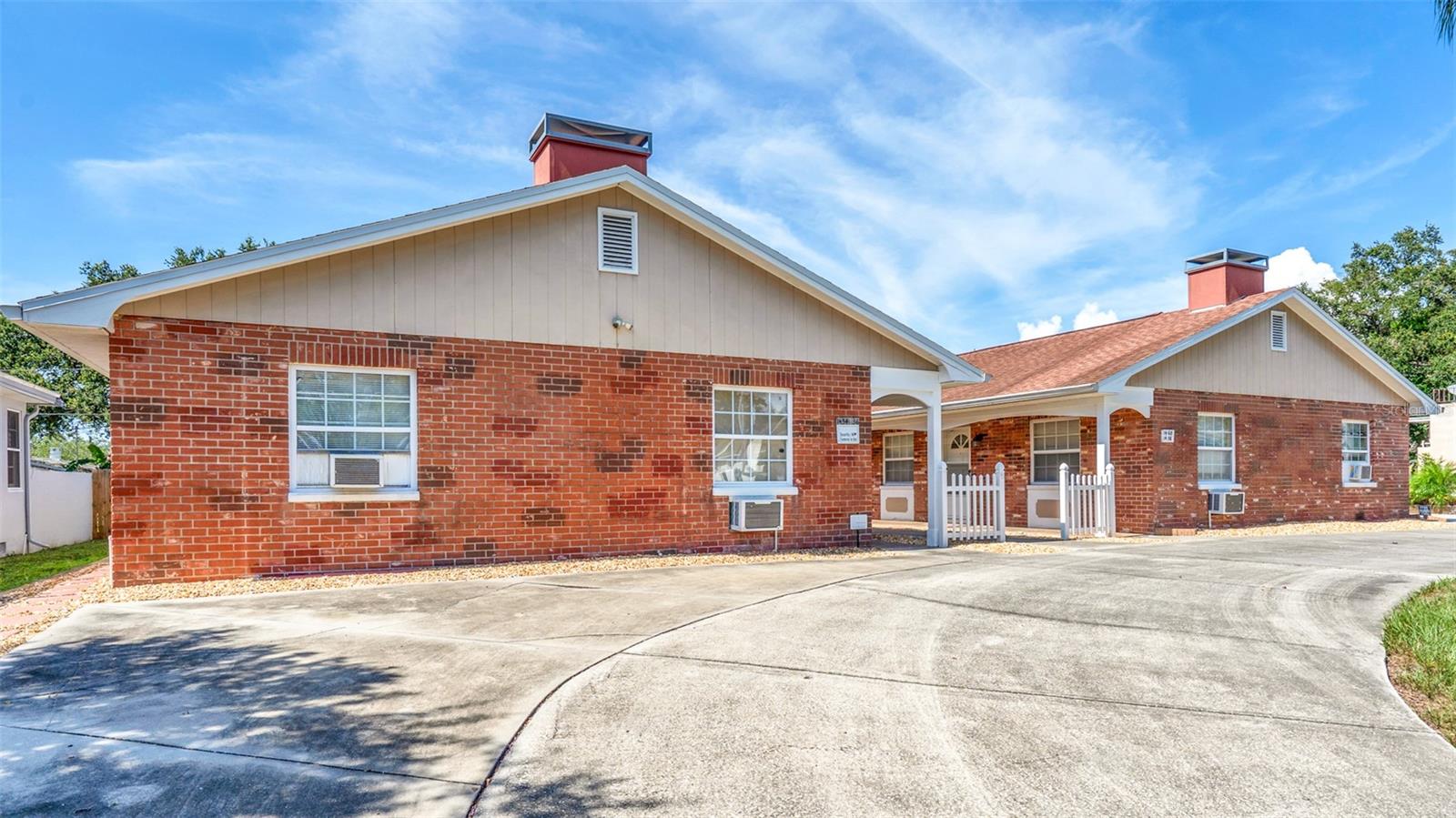 Gorgeous 1br/1ba/1carport unit in Clearwater! This is an annual/unfurnished rental. Come and enjoy Florida's lifestyle living at it's best! Unit features tile flooring throughout, ceiling fans, neutral color thru out freshly painted and window units in bedroom and living area. 16.4 x 12.5 bedroom. Sorry, no pets. Easy access to Hwy 19, downtown Clearwater, Banks, groceries, pharmacy, Coachman Park Entertainment, shops, fine dining, water toys, Clearwater Aquarium and only a short drive to Clearwater Beach! Water/Sewer/Trash and lawn maintenance is included in rent.
There is only 1 parking space each unit.
If you decide to apply for one of our properties:
Screening includes credit background check, income verification of 2.5 to 3 times the monthly rent and rental history verification. Minimal credit 650.
APPLICANT CHARGES:
Application Fee: $75 each adult, 18 years of age and older (non-refundable)
Lease Initiation Admin Fee: $150.00 after approval and upon signing
Security Deposit: Equal to one month’s rent
All Rent Solutions residents are enrolled in the Resident Benefits Package (RBP) for $49.95/month which includes liability insurance, credit building to help boost the resident’s credit score with timely rent payments, HVAC air filter delivery (for applicable properties), our best-in-class resident rewards program, and much more! More details upon application.