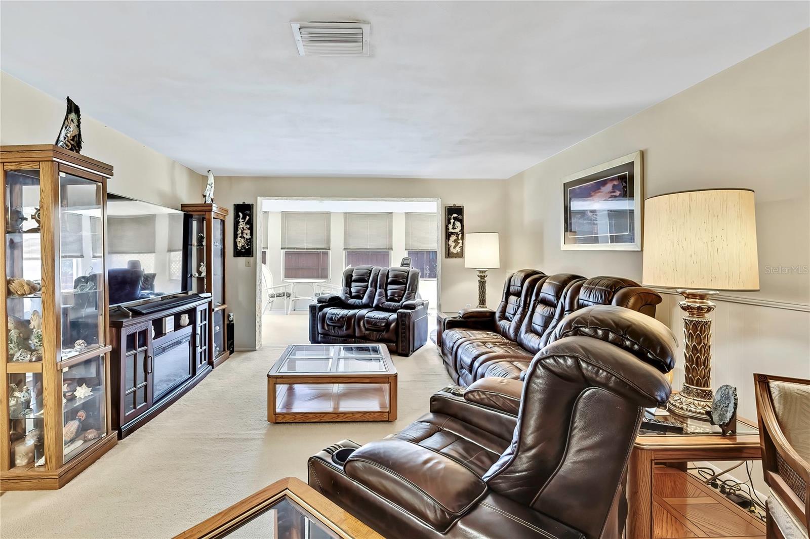 4330 TALL OAK LANE